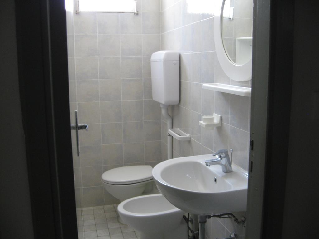 Hotel Eleonora Rimini Bilik gambar